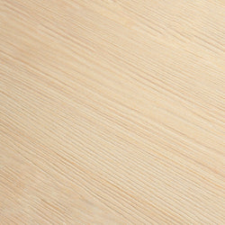 Light oak wood texture background with natural horizontal grain pattern, seamless hardwood surface for flooring, furniture, and interior design